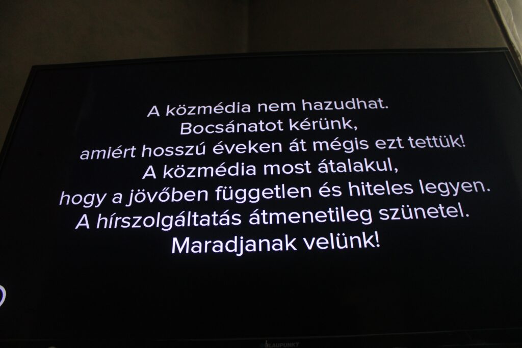 Elsötétült a képernyő